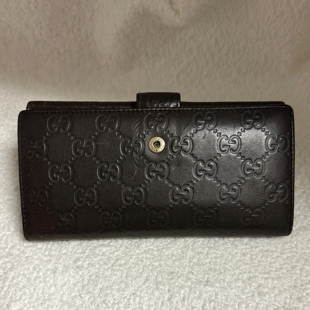 Gucci Dark Brown GG Embossed Continental Wallet with Gold Plaque - Picture 3 of 6